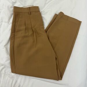 Aritzia Effortless Pant